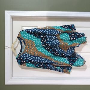 LOGO LORI GOLDSTEIN Blue Floral Patchwork Asymmetrical Shark Bite Hem Tunic Top